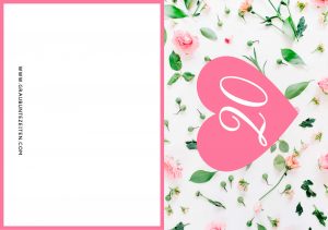 Auf dieser Einladungskarte sehen Sie im Hintergrund viele rosa Blumen. Auf den Blumen ist ein rosa Herz mit einer weißen 20 in der Mitte.